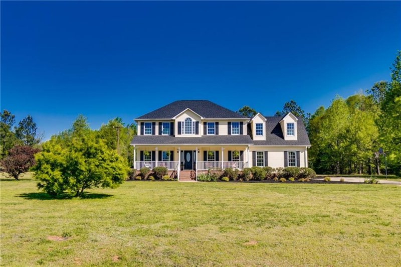 Property image 3 at 205 Pebble Brook Lane, Belton, SC 29627