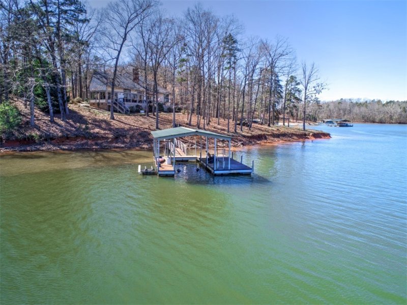 Property image 5 at 821 Seminole Point Road, Fair Play, SC 29643