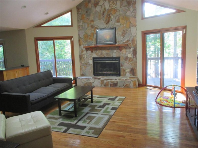 Property image 4 at 411 Cleveland Ferry Drive, Fair Play, SC 29643