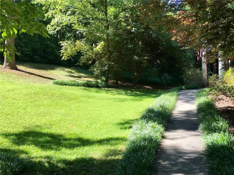 Property image 3 at 220 Camelot Road, Clemson, SC 29631