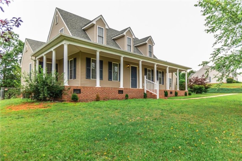 Property image 3 at 116 Carrie Leigh Lane, Pendleton, SC 29670