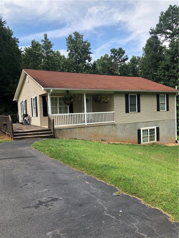 Property image 3 at 409 Pawnee Drive, Walhalla, SC 29691