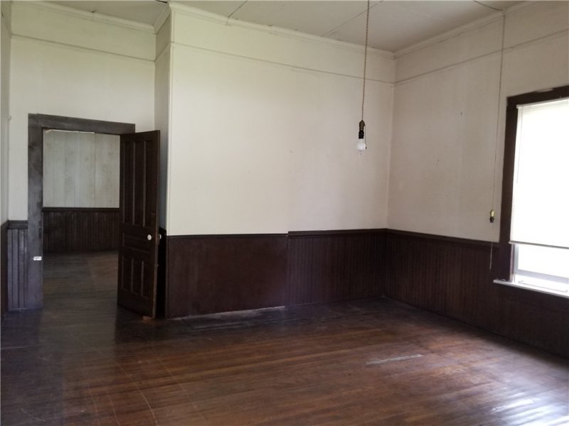 Property image 2 at 406 Townville Street, Seneca, SC 29678