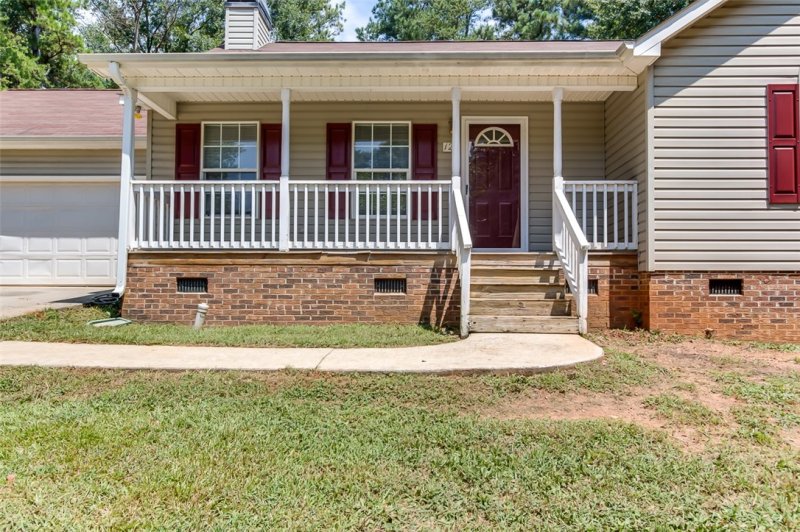 Property image 3 at 124 Edgewater Drive, Anderson, SC 29626