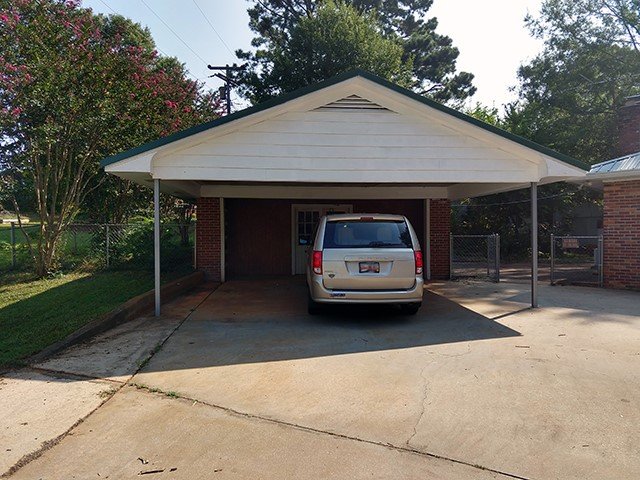 Property image 2 at 2400 Old Stone Drive, Anderson, SC 29621