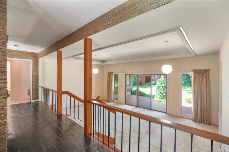 Property image 2 at 911 Meadow Lane, Anderson, SC 29621