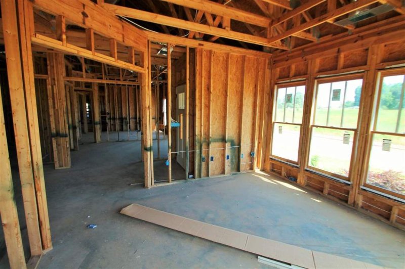 Property image 5 at 210 Meridian Way, Seneca, SC 29672