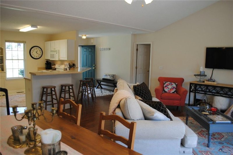 Property image 3 at 112 grand oak Circle, Pendleton, SC 29670