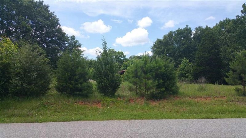 Property image 5 at 122 Green Valley Circle, Starr, SC 29684