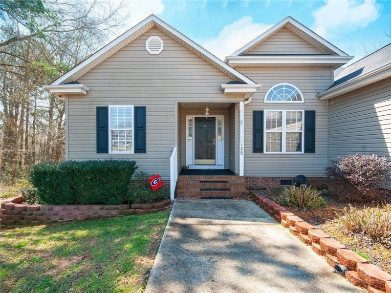 Property image 3 at 125 Jester Court, Williamston, SC 29697
