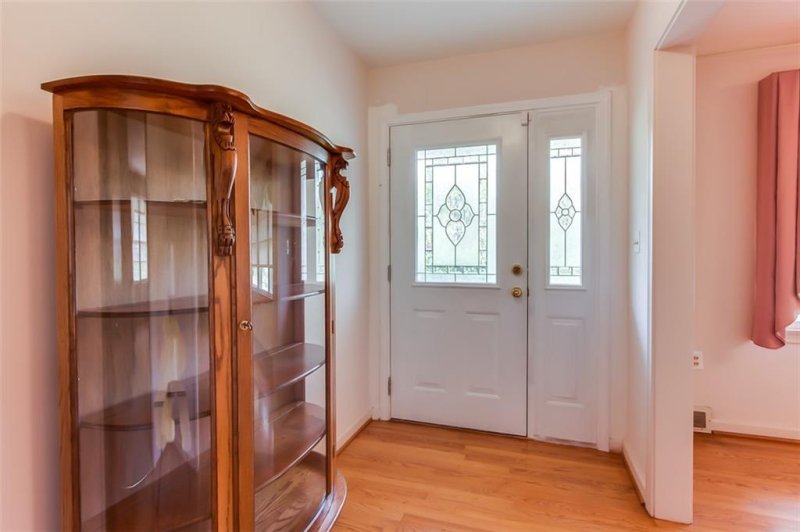 Property image 3 at 215 Beauregard Avenue, Anderson, SC 29625