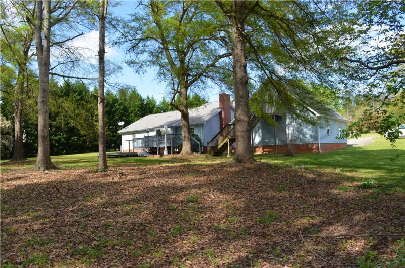 Property image 3 at 1404 Honey Creek Road, Anderson, SC 29621