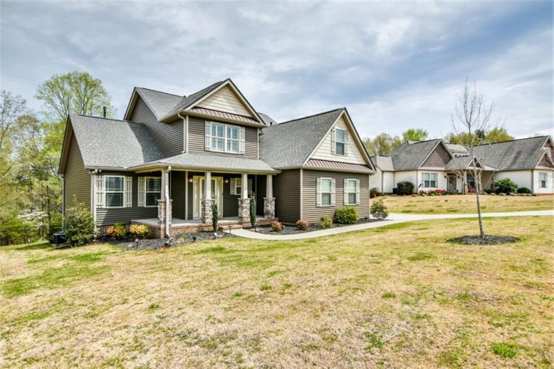 Property image 3 at 412 Jericho Ridge Trail, Easley, SC 29640