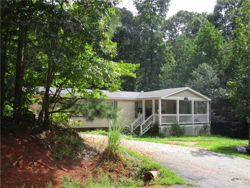 Property image 2 at 303 Forest Lane, Starr, SC 29684