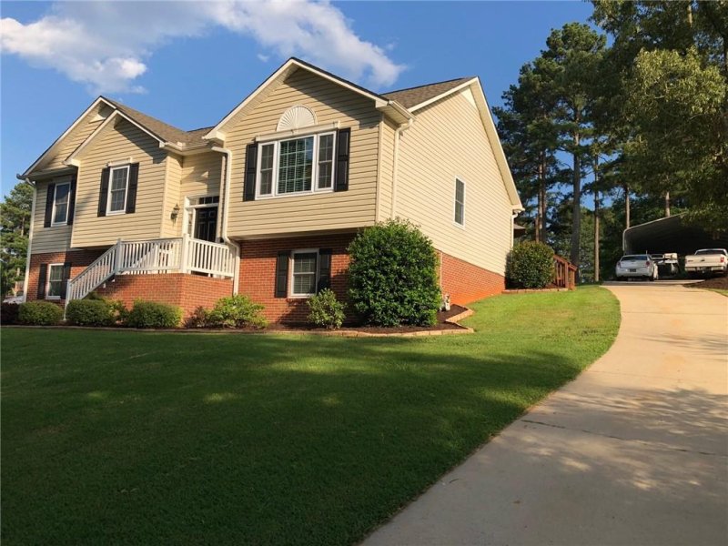 Property image 3 at 2005 Beaver Lake Road, Anderson, SC 29625