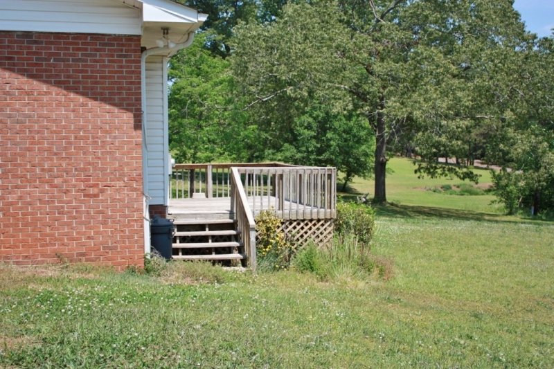 Property image 4 at 127 Bruce Boulevard, Seneca, SC 29672