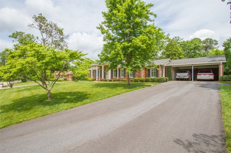 Property image 3 at 402 Heyward Road, Anderson, SC 29621