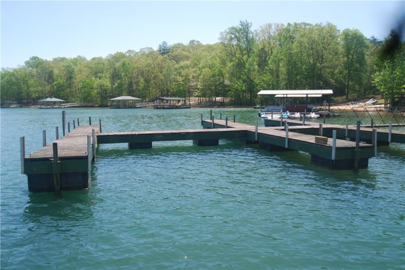 Property image 5 at 0 Lot 6 The Moorings, Seneca, SC 29672