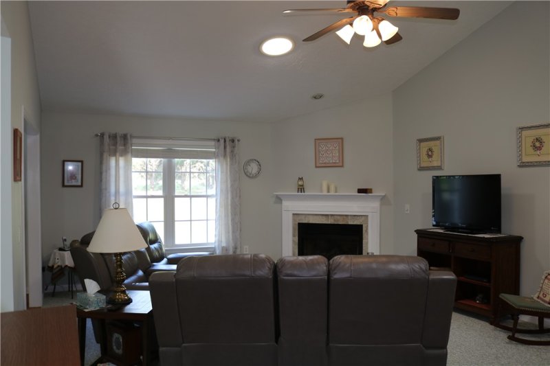 Property image 3 at 404 Chetola Road, Seneca, SC 29672