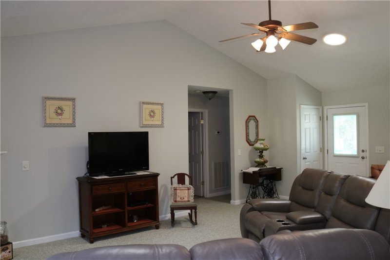 Property image 5 at 404 Chetola Road, Seneca, SC 29672