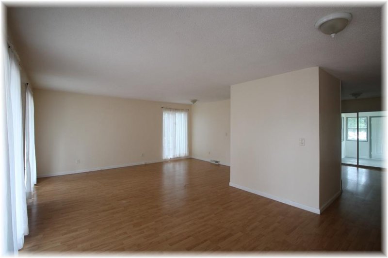 Property image 3 at 105 Kirk Drive, Seneca, SC 29678