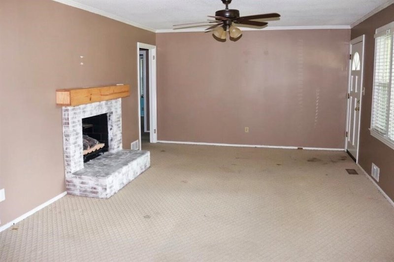 Property image 5 at 320 Forest Lane, Belton, SC 29627