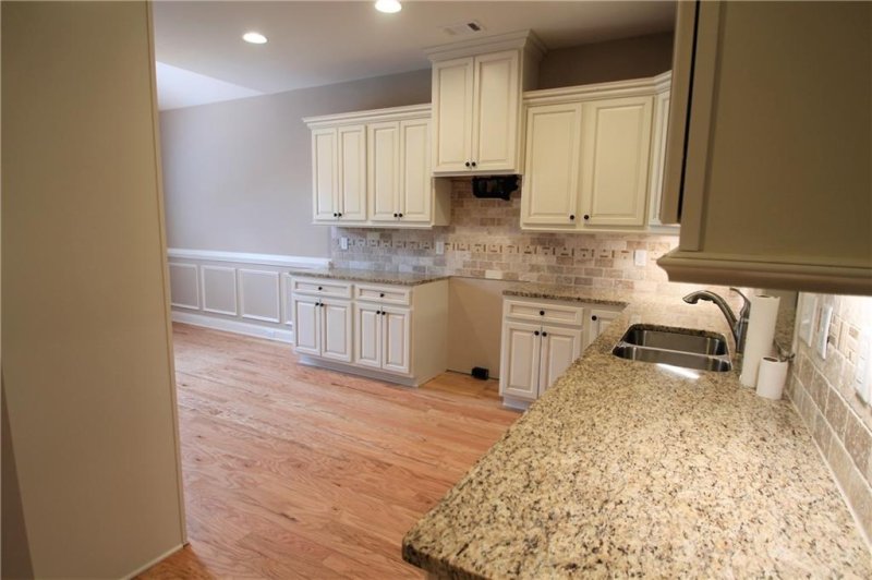 Property image 5 at 144 Camelot Drive, Seneca, SC 29672