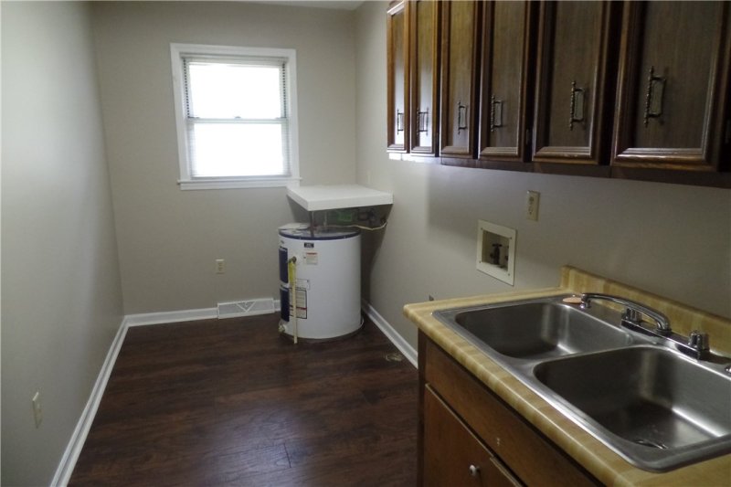 Property image 5 at 118 Sherman Court, Piedmont, SC 29673