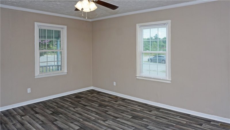 Property image 3 at 116 Murray Street, Pelzer, SC 29669