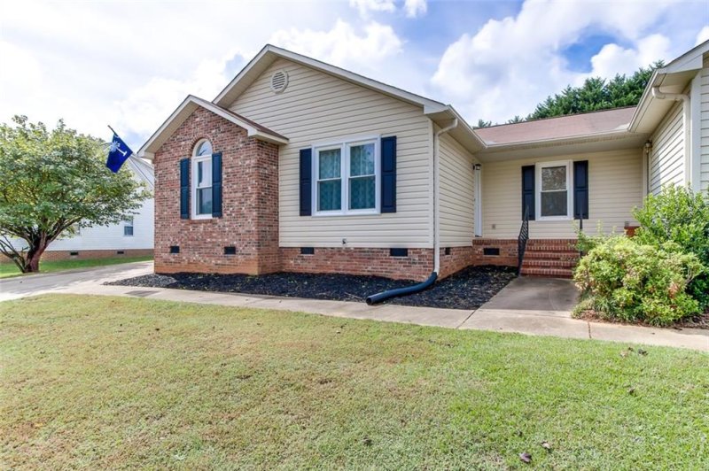 Property image 4 at 2317 Annandale Drive, Anderson, SC 29621