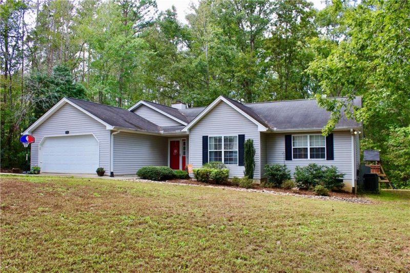 Property image 3 at 938 Crestview Drive, Seneca, SC 29678