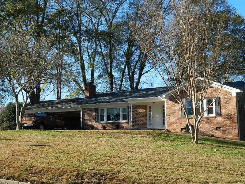 Property image 2 at 416 Tanglewood Drive, Anderson, SC 29621