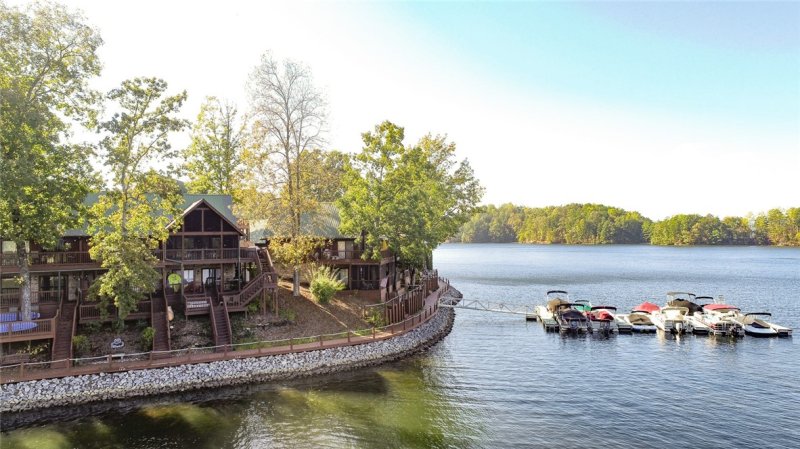 Property image 2 at 144 Harbour Pointe, Six Mile, SC 29682