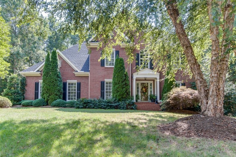 511 Shadow Oaks Drive