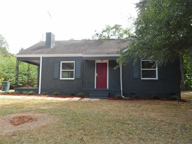 Property image 2 at 208 Thomas Heights Circle, Seneca, SC 29678