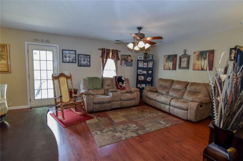 Property image 5 at 318 Forest Creek Drive, Seneca, SC 29678