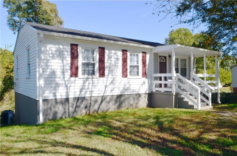 Property image 4 at 1108 Jackson Street, Anderson, SC 29625