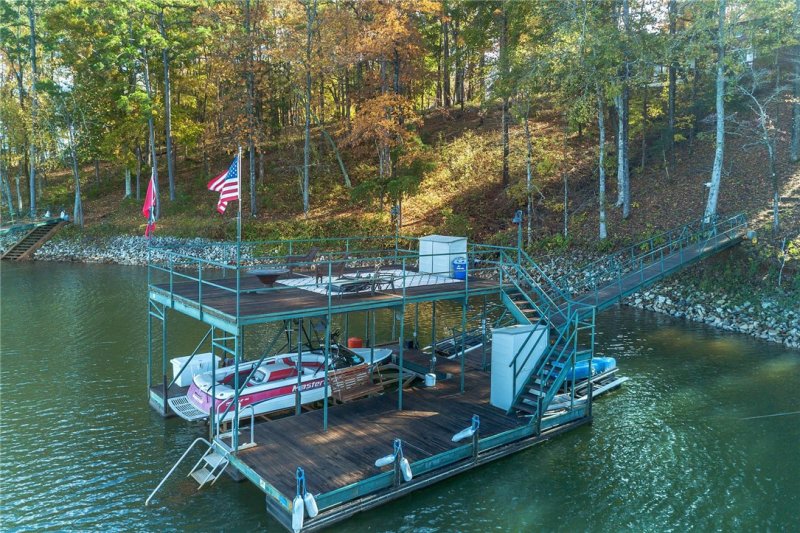 Property image 4 at 319 Lakeview Drive, Townville, SC 29689