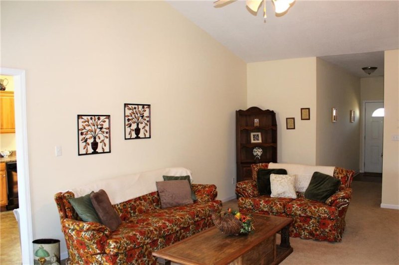 Property image 4 at 128 Elliott Circle, Anderson, SC 29621