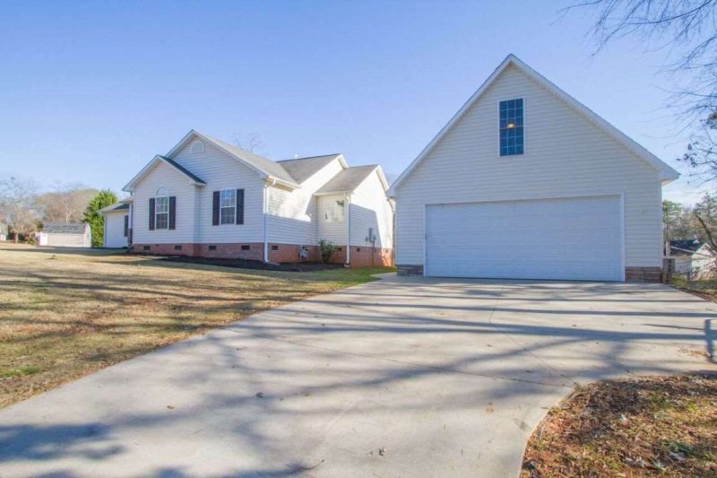 Property image 4 at 509 Old Shoals Road, Anderson, SC 29625