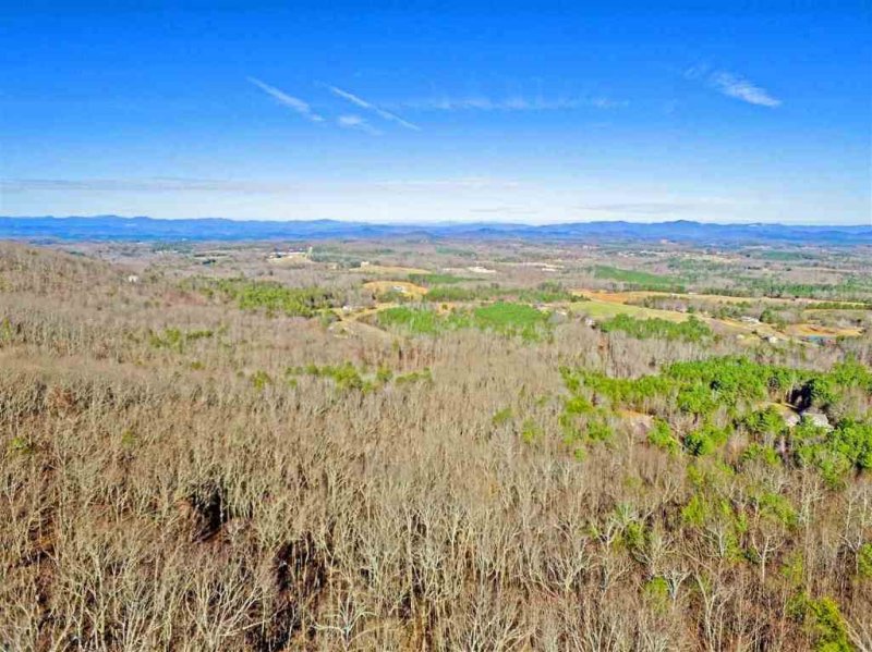 Property image 4 at 208 Long View Court, Pickens, SC 29671