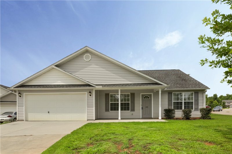 138 Strawberry Place