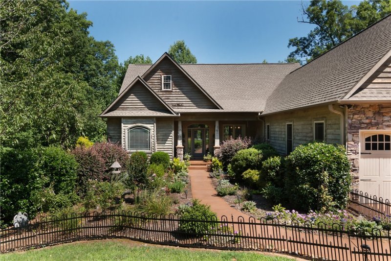 Property image 2 at 221 Serenity Drive, Pickens, SC 29671