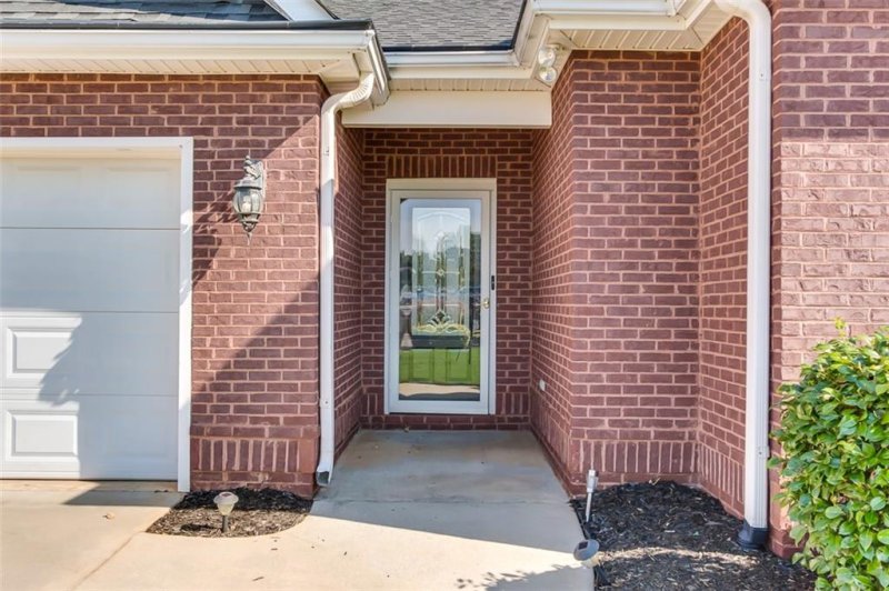 Property image 3 at 174 Elliott Circle, Anderson, SC 29621