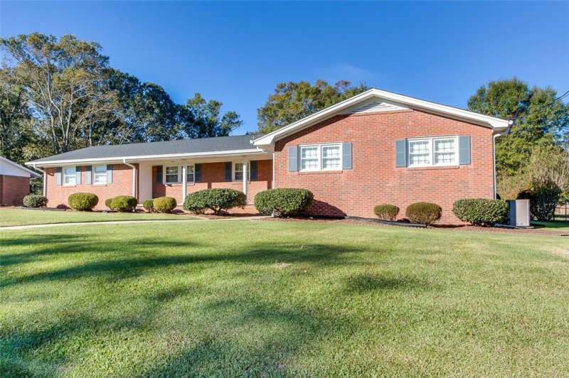 Property image 5 at 200 Joan Drive, Easley, SC 29642
