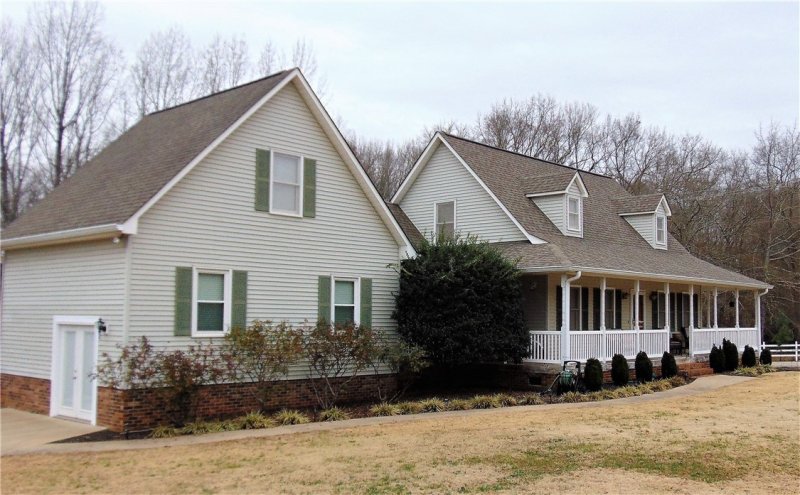 Property image 3 at 102 Walden Lane, Easley, SC 29642