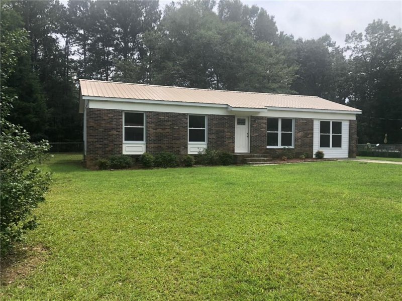 Property image 2 at 106 Linda Lane, Honea Path, SC 29654