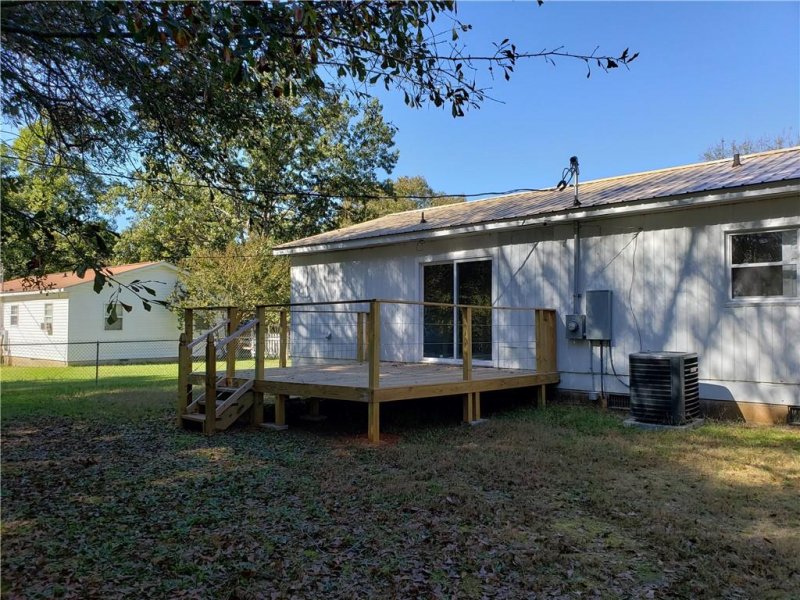 Property image 4 at 106 Linda Lane, Honea Path, SC 29654