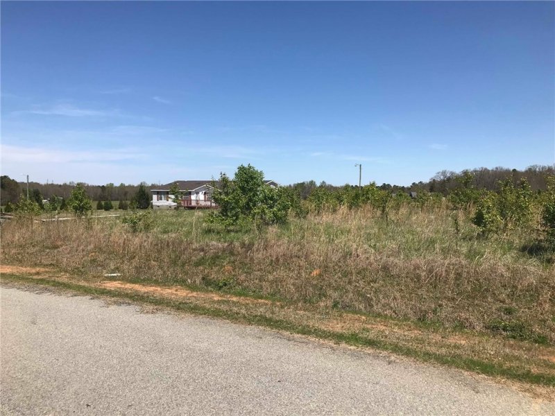 Property image 4 at 102 Case Lane, Anderson, SC 29624