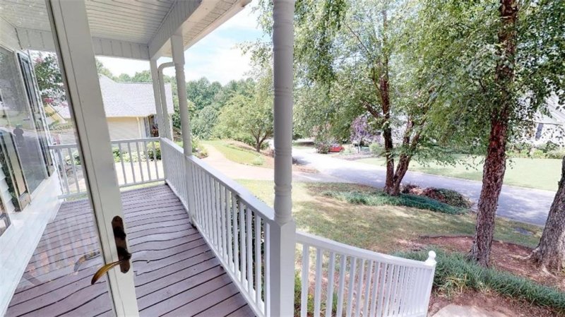 Property image 3 at 203 Luke Court, Easley, SC 29640